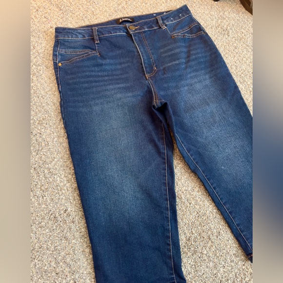 D. JEANS Women’s Stretch M Cropped Capri Jeans High Waist Pants - Picture 2 of 13